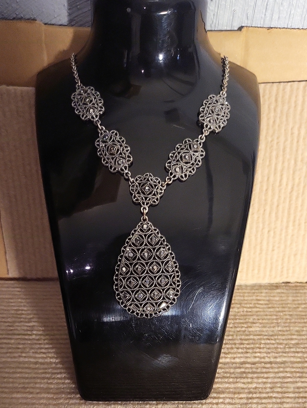 vintage Crown Trifari silver-tone marcasite filigree teardrop pendant necklace
